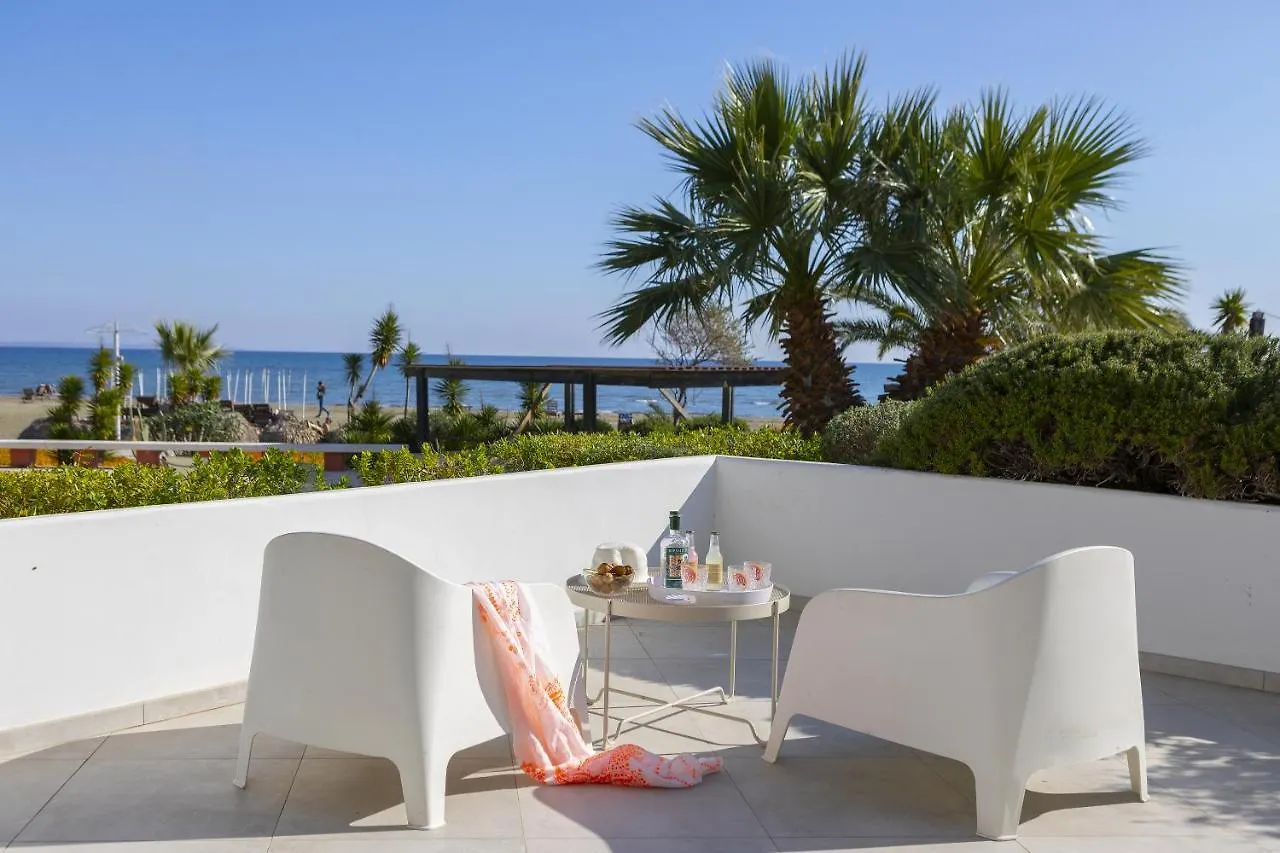 Mackenzie Castella Beachfront Suite Λάρνακα Διαμέρισμα
