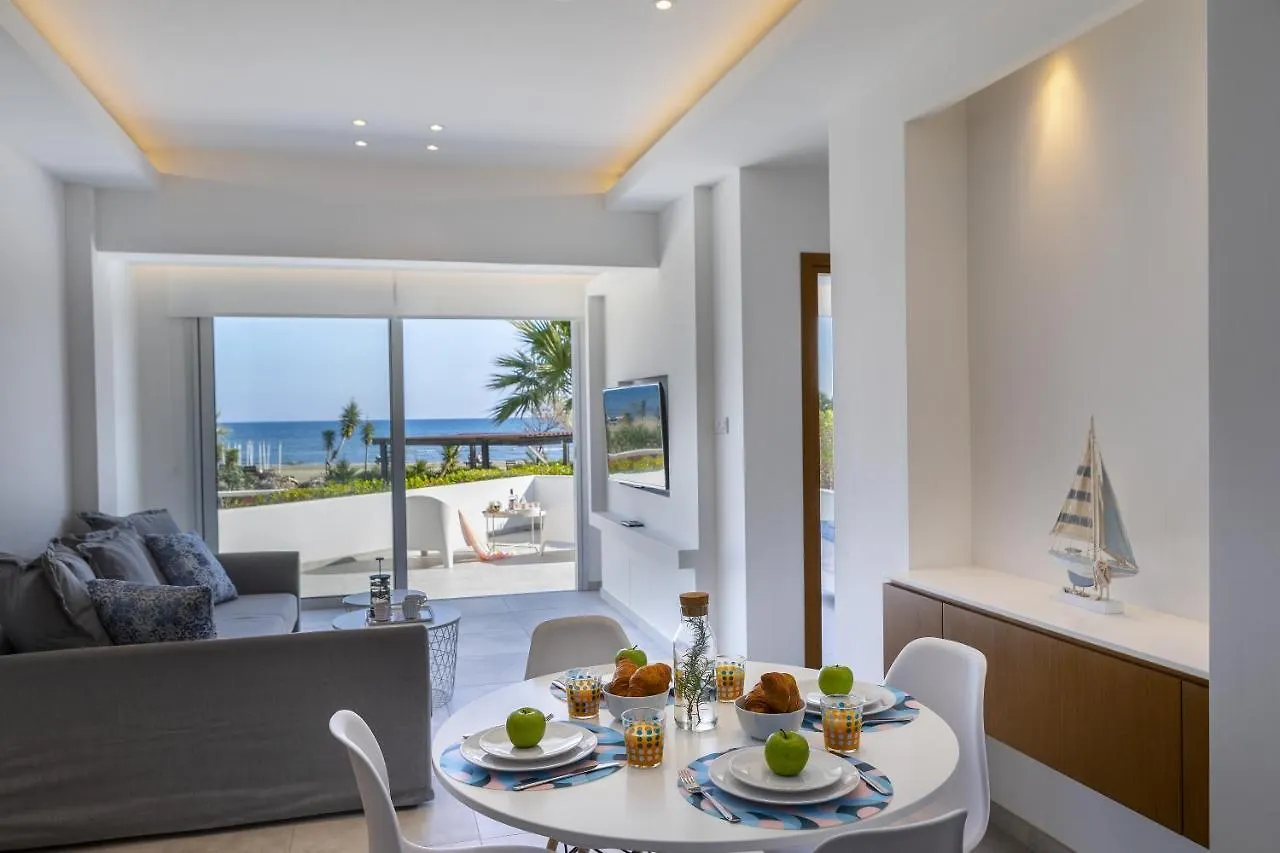 Επικοινωνία με το Mackenzie Castella Beachfront Suite